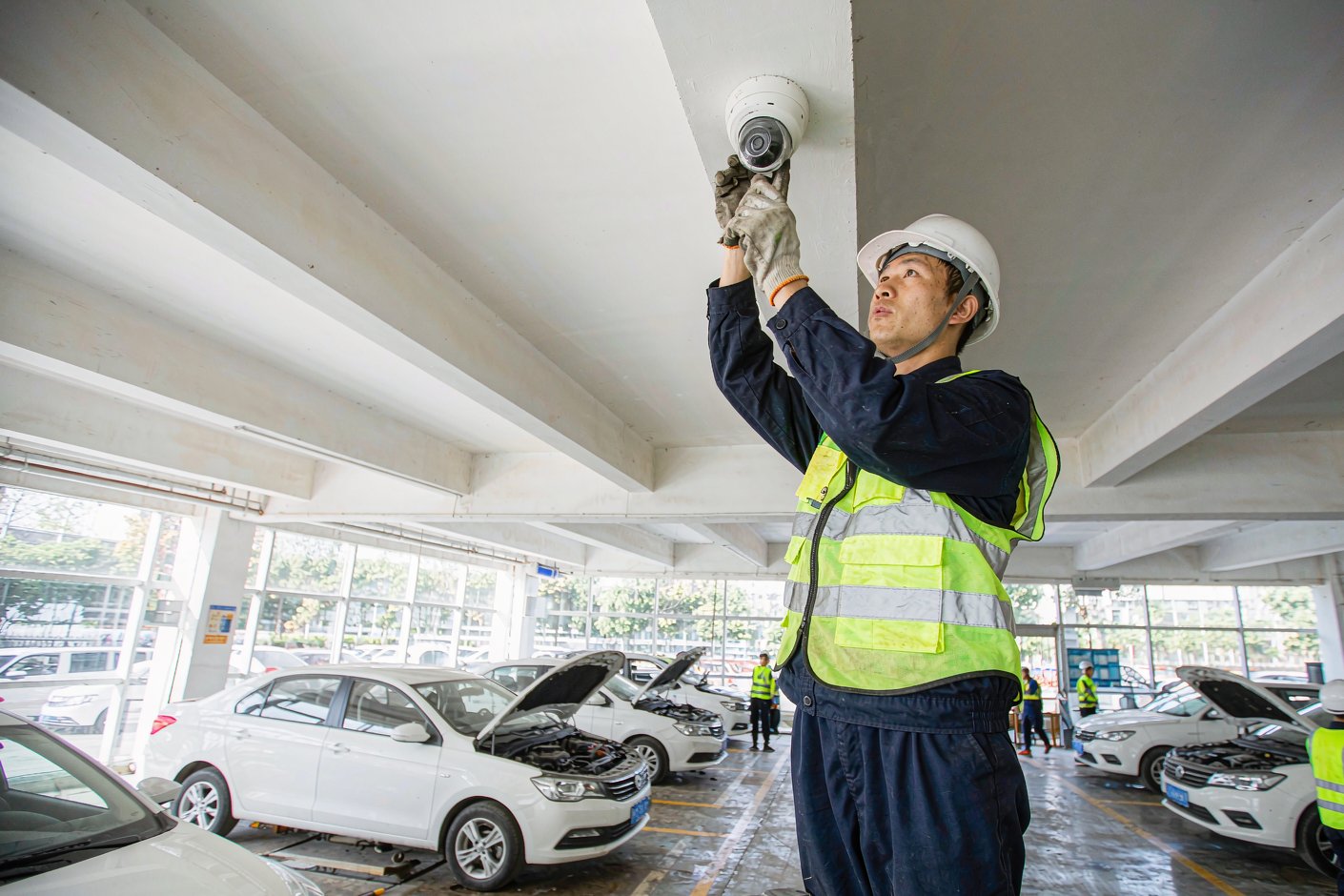 宽仁电子汽车4S店监控安装案例